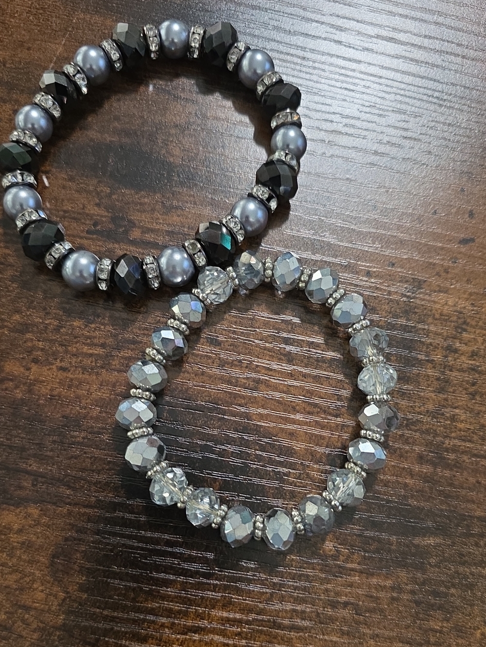 Elegant Grey and Black Beaded Stretch Bracelet Set
